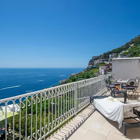 Mascolo Gruppo Mascololuxuryapartments Вілла